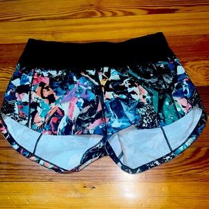 Lululemon Athletica Speed Up Shorts ***RARE NOT SOLD ANYMORE